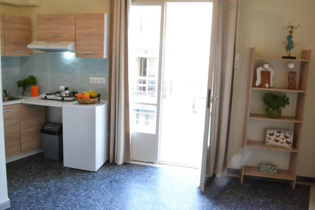 Anemone Cozy Apartment · Feel The Urban Experience Heraklion  Bagian luar foto